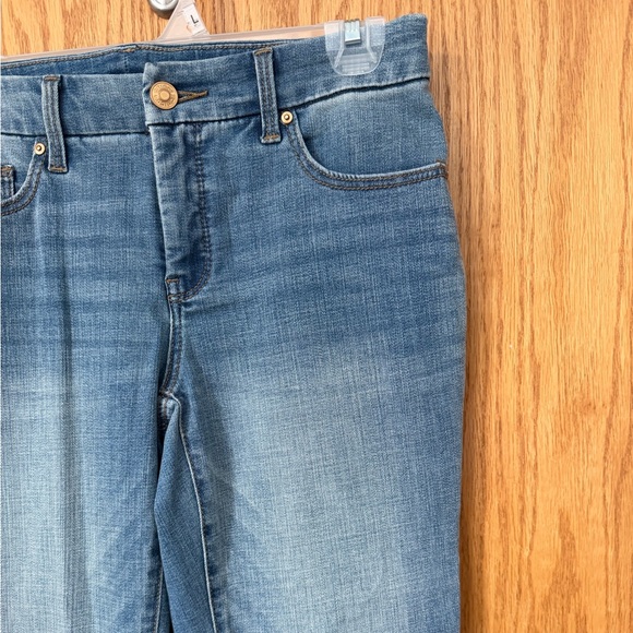 Chicos Women's girlfriend slim ankle jeans with Black beaded Fringe Hem - size 0 - Picture 3 of 7